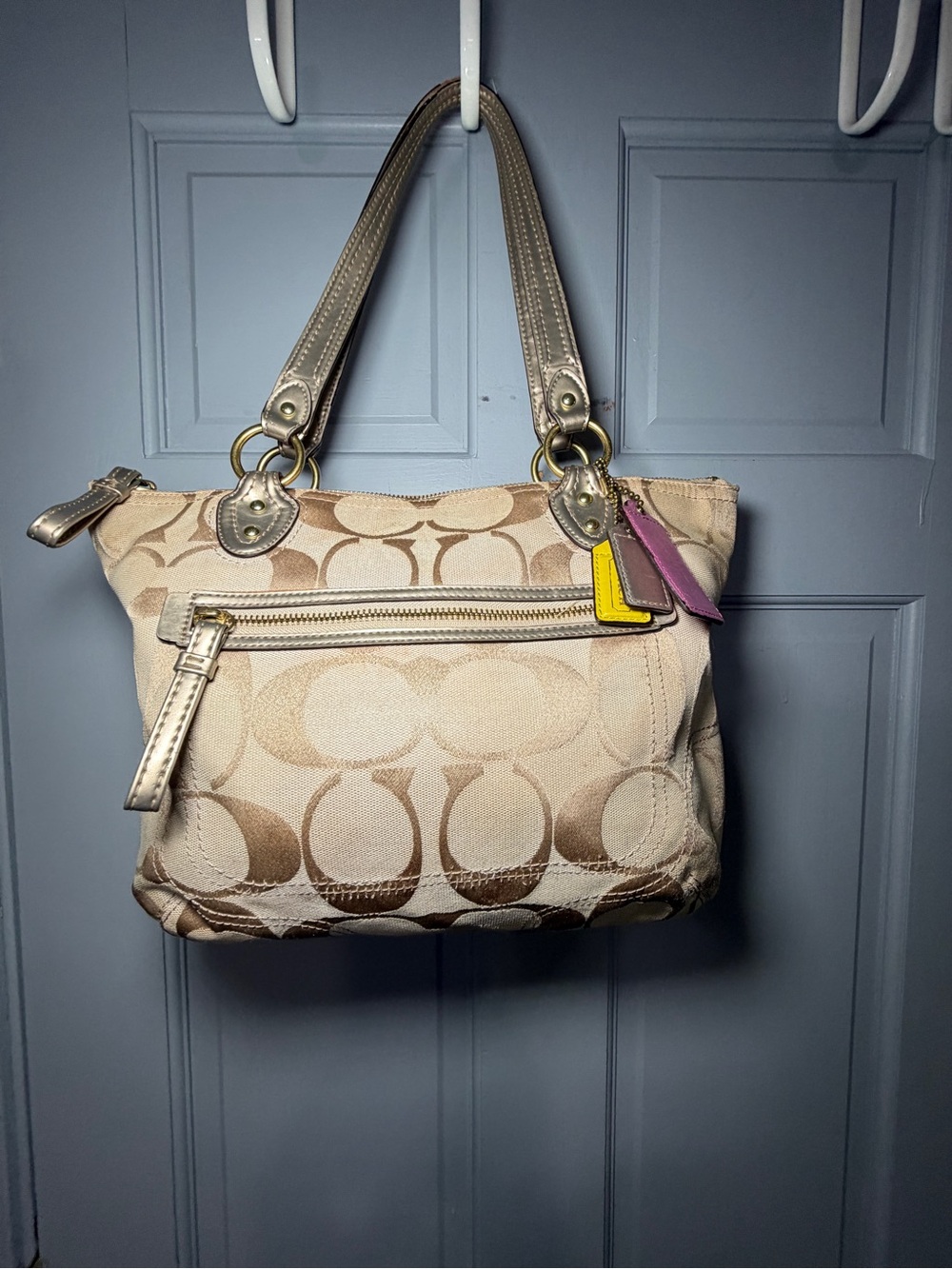 Coach poppy metallic Beige Signature Canvas Shoulder Bag with Pink & Yellow Tags
